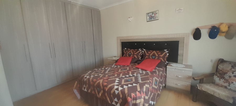 3 Bedroom Property for Sale in Mountain View Eastern Cape